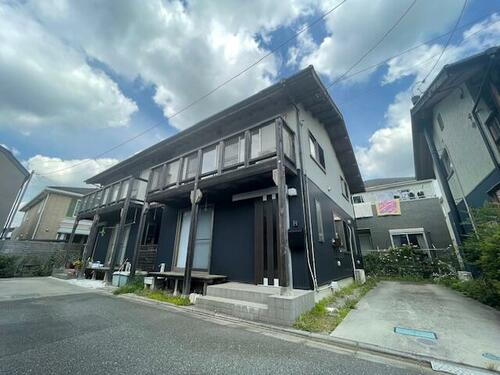 埼玉県さいたま市緑区大字中尾 2階建