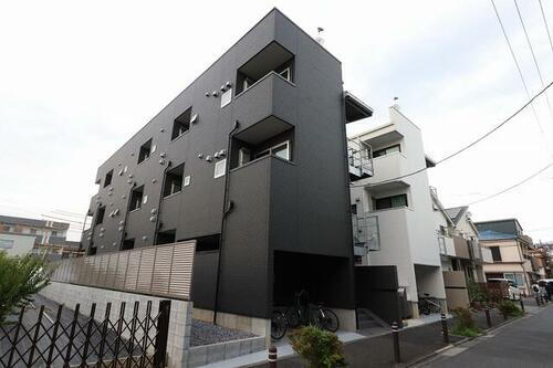 Ｇｒａｎｄｅ北綾瀬ＥＡＳＴ 3階建