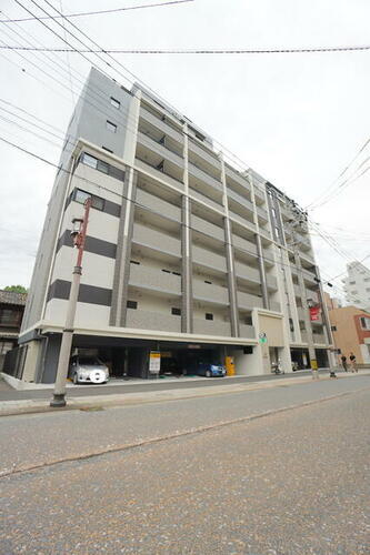長崎県長崎市籠町 9階建