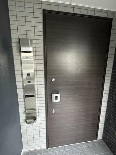 熊本県熊本市中央区上通町 13階建