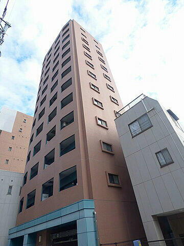 福岡県福岡市中央区白金２丁目 13階建