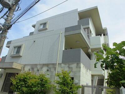 神奈川県横浜市神奈川区松見町２丁目 4階建