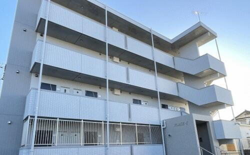 プレイス・アイ 4階建