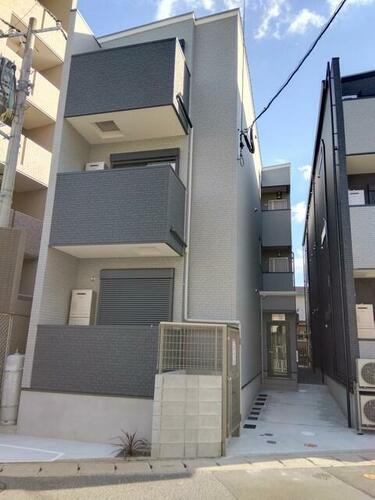 Ｃｒｅｃｉａ周船寺Ⅱ 3階建