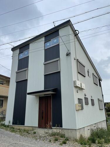 愛知県半田市亀崎月見町４丁目 賃貸一戸建て