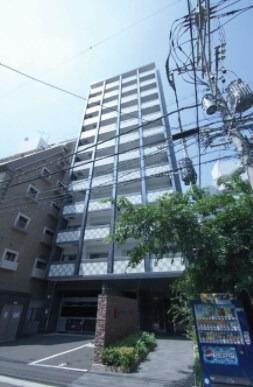 福岡県福岡市中央区平尾１丁目 12階建