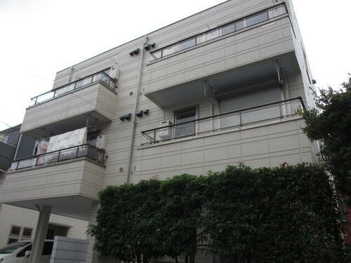 神奈川県川崎市中原区田尻町 3階建