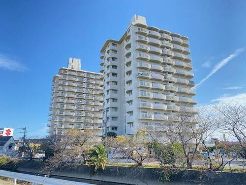 手柄コーポ１号館 13階建