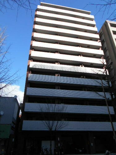 福岡県福岡市博多区博多駅前４丁目 13階建