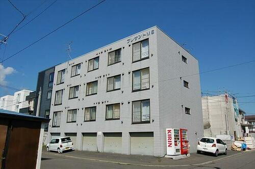 北海道札幌市西区八軒二条西２丁目 賃貸マンション