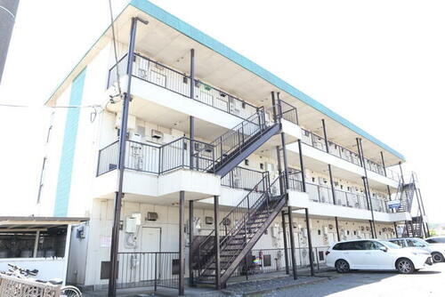 サンアベニュー栄 3階建