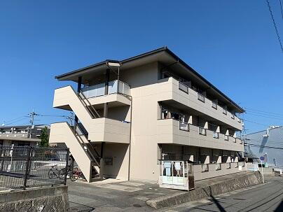 広島県東広島市西条中央７丁目 3階建