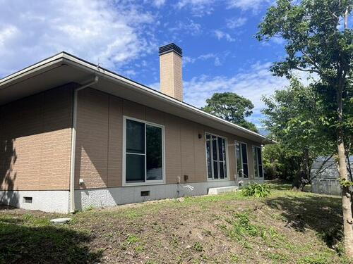 神奈川県三浦郡葉山町一色 平屋建て 築18年4ヶ月
