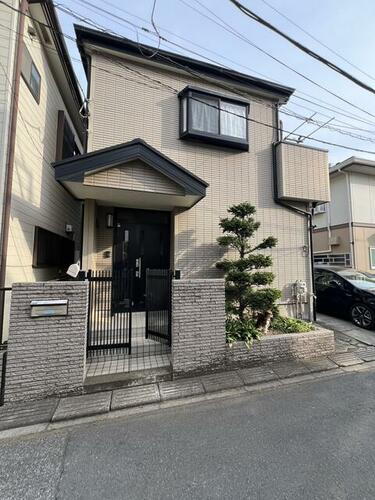 埼玉県川口市東川口１丁目 2階建