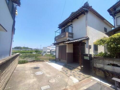 大阪府泉佐野市鶴原 2階建 築42年6ヶ月