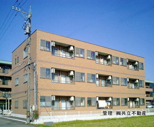 ウィステリア 3階建