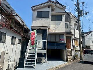 京都府京都市右京区太秦西野町 3階建 築40年4ヶ月