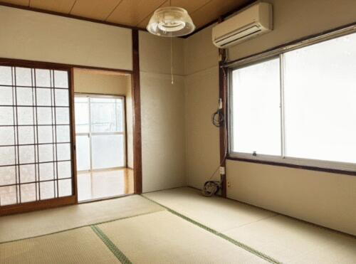 福岡県福岡市博多区那珂１丁目 2階建