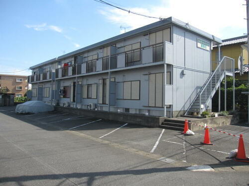 静岡県富士市蓼原町 2階建