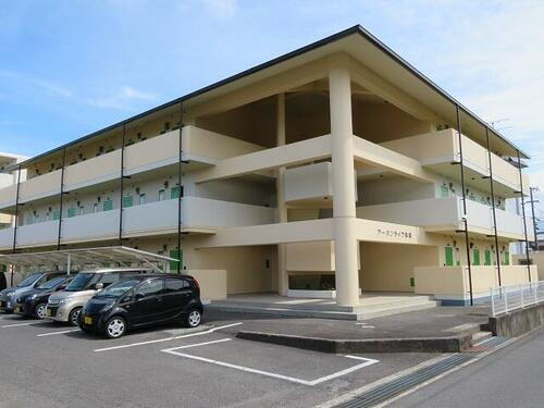 香川県さぬき市志度 3階建 築34年7ヶ月