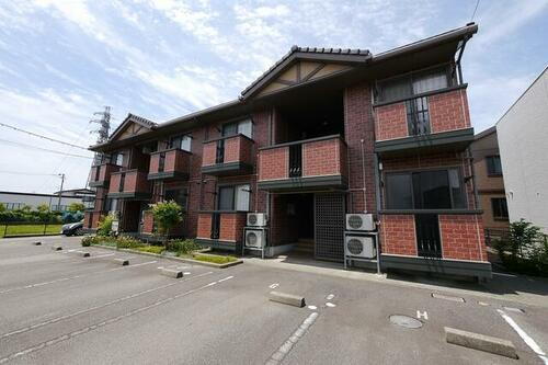 シャルマン東海 2階建