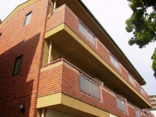 大阪府摂津市千里丘２丁目 築40年9ヶ月 3階建