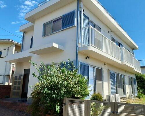 片瀬山戸建 3階建