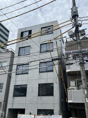 東京都北区赤羽南１丁目 5階建 