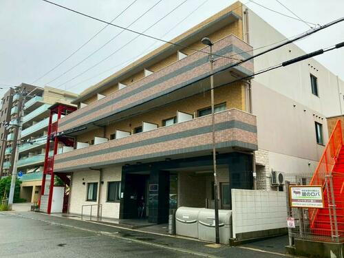 エメロード蓬川 3階建
