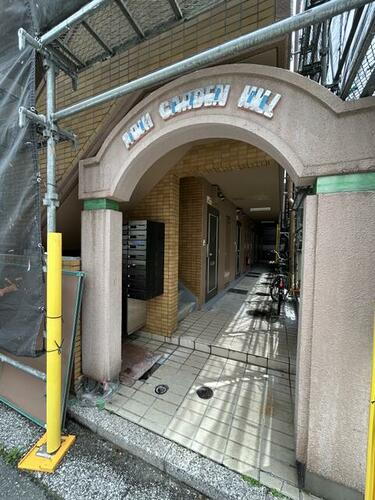 アオキガーデンヒル向井町 3階建