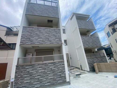 大阪府大阪市生野区田島５丁目 3階建