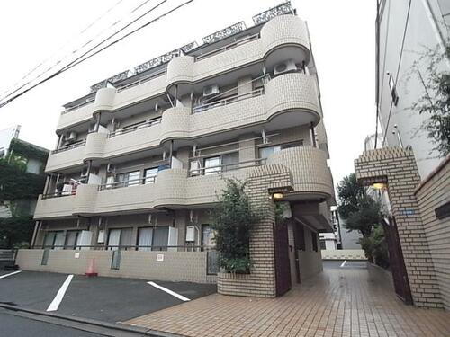 東京都新宿区新宿７丁目 5階建
