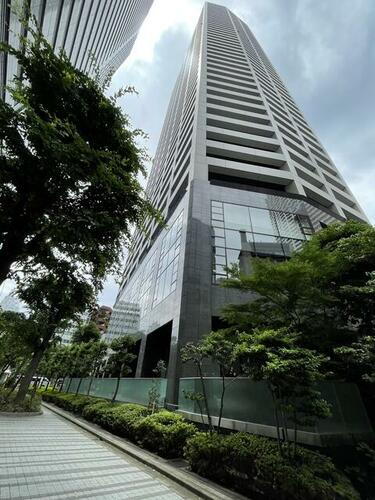 コンシェリア西新宿ＴＯＷＥＲ’Ｓ　ＷＥＳＴ 地上44階地下4階建