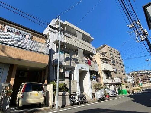 リブ上池台Ⅱ 3階建
