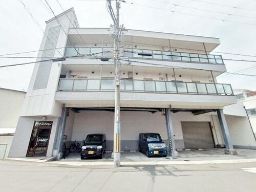 大阪府寝屋川市仁和寺町 築36年1ヶ月 3階建