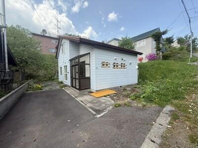 北海道小樽市石山町 2階建