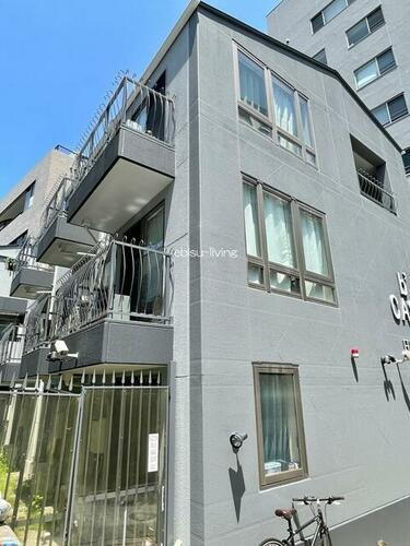 東京都渋谷区恵比寿南３丁目 3階建