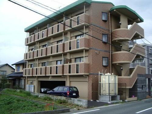 クィーンズマンション光の森 4階建