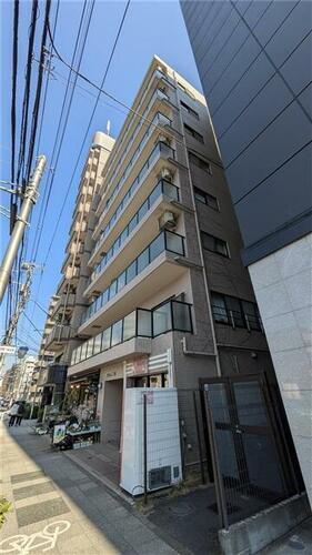 ルミエール 8階建