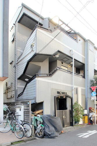 東京都中野区新井４丁目 3階建