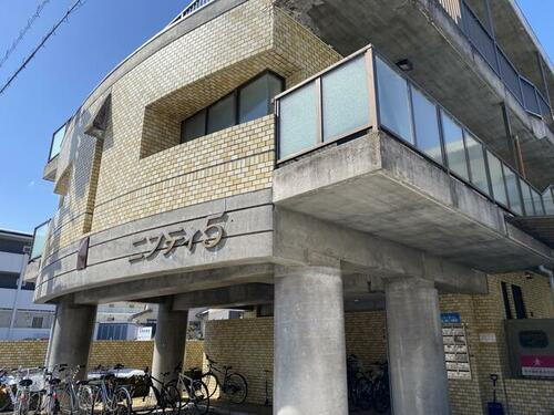ＮＩＦＴＹ５ 3階建