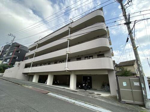 神奈川県横浜市戸塚区下倉田町 5階建