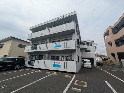 愛知県小牧市大字岩崎 3階建 築33年3ヶ月