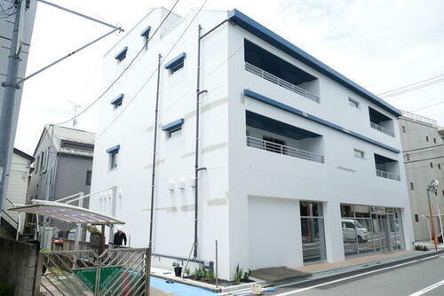ルネスクラカタ 4階建