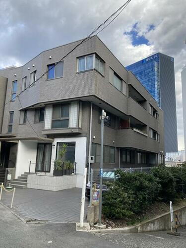 オンデンフラット 地上4階地下1階建