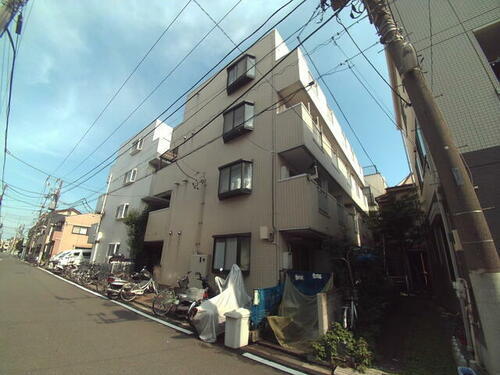 神奈川県横浜市鶴見区仲通３丁目 4階建