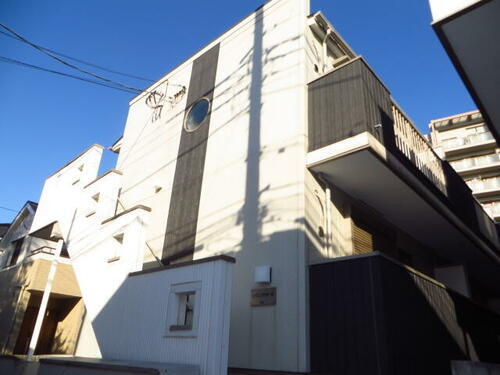 クレフラスト松戸吉井町Ａ棟 2階建