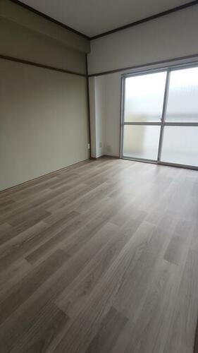 千葉県船橋市本町６丁目 築54年5ヶ月 4階建