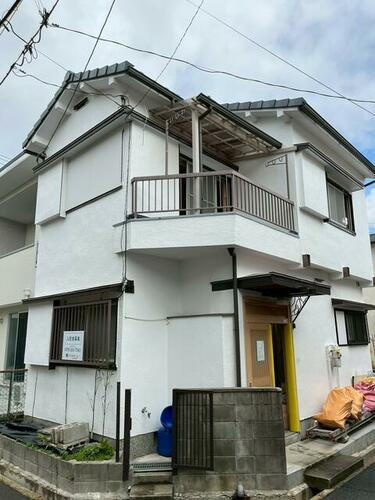 兵庫県宝塚市雲雀丘山手１丁目 2階建