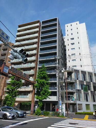 東京都品川区荏原４丁目 13階建